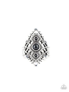Paparazzi Ring (R184)
